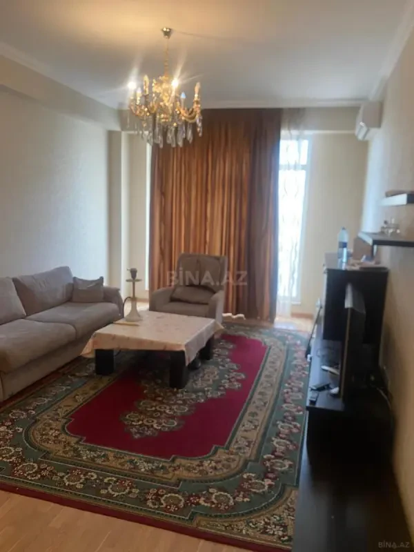 Satılır 2 otaqlı mənzil 86 m²