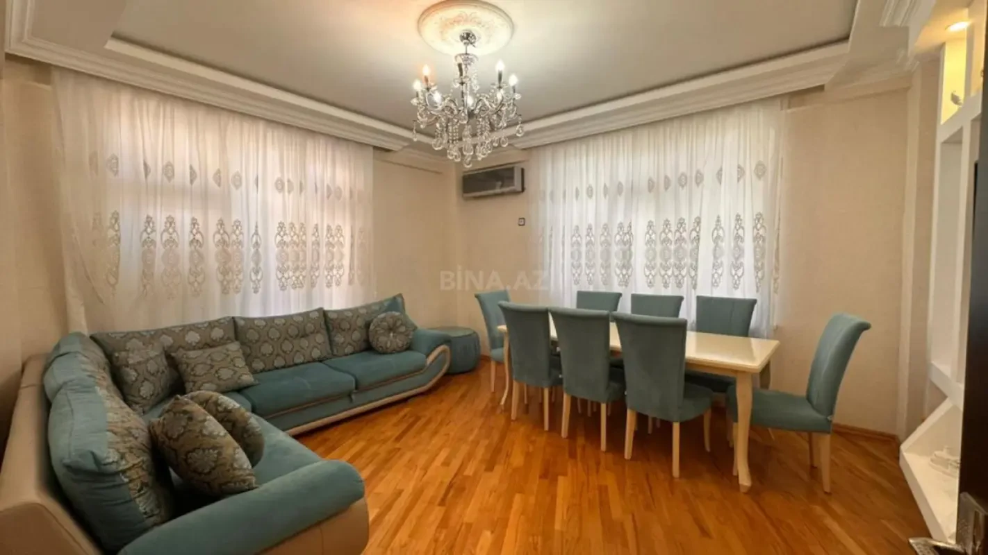 Kirayə verilir 3 otaqlı mənzil 102 m²