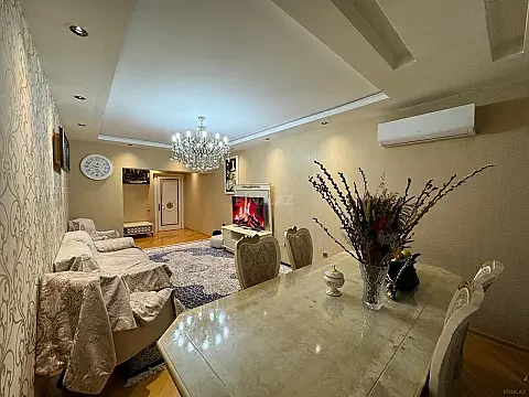 Satılır 3 otaqlı mənzil 132 m² — Bakı, Nərimanov 3 otaq 132.00 m²