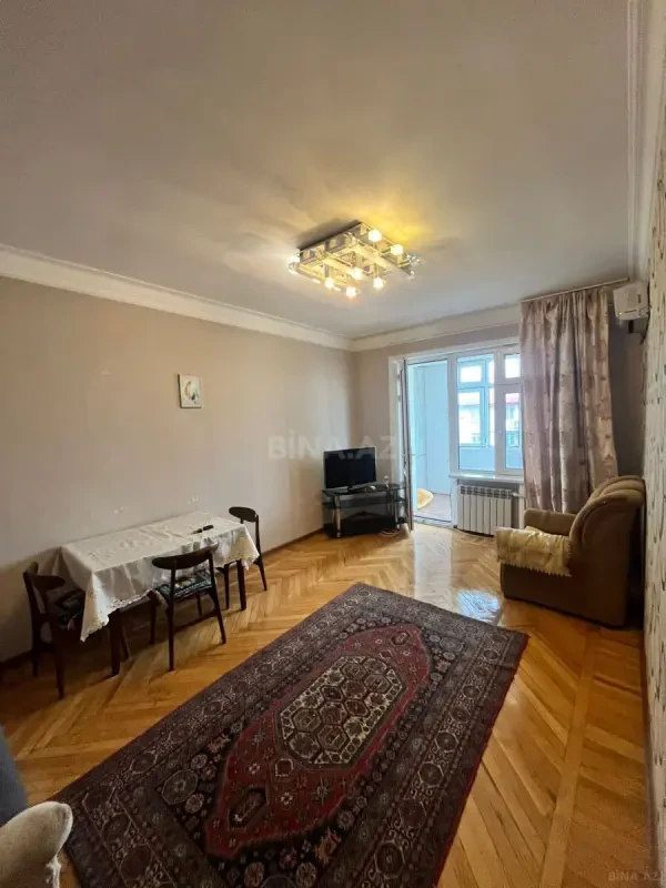 Kirayə verilir 3 otaqlı mənzil 65 m²