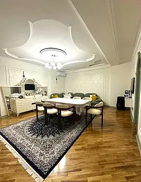 Satılır 3 otaqlı mənzil 117 m² — Bakı, İnşaatçılar 3 otaq 117.00 m²