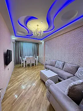 Kirayə verilir 2 otaqlı mənzil 55 m² — Bakı, Nərimanov 2 otaq 55.00 m²