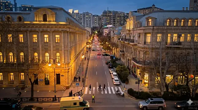 Kirayə verilir 2 otaqlı ofis 85 m² — Bakı 2 otaq 85.00 m²