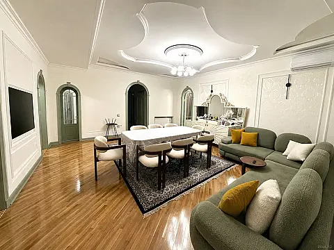 Satılır 2 otaqlı mənzil 110 m² — Bakı, İnşaatçılar 2 otaq 110.00 m²