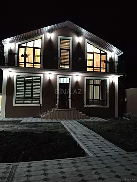 Kirayə verilir 5 otaqlı həyət evi 200 m² — Qax 5 otaq 200.00 m²