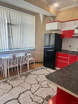 Kirayə verilir 2 otaqlı mənzil 70 m² — Bakı, 8-ci kilometr 2 otaq 70.00 m²