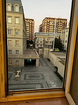 Kirayə verilir 2 otaqlı mənzil 76 m² — Bakı, Nərimanov 2 otaq 76.00 m²