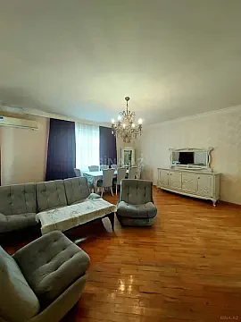 Kirayə verilir 3 otaqlı mənzil 110 m² — Bakı, Xətai 3 otaq 110.00 m²