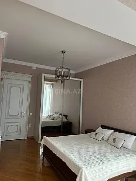 Kirayə verilir 3 otaqlı mənzil 149 m² — Bakı, Nizami 3 otaq 149.00 m²