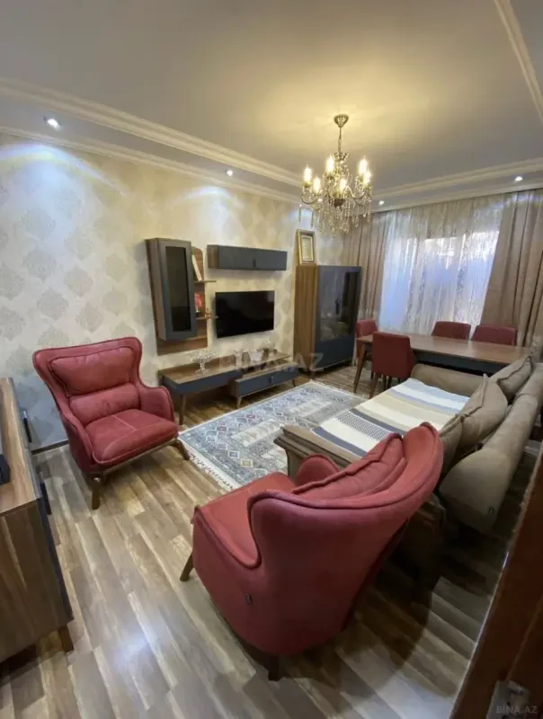 Satılır 2 otaqlı mənzil 65 m²