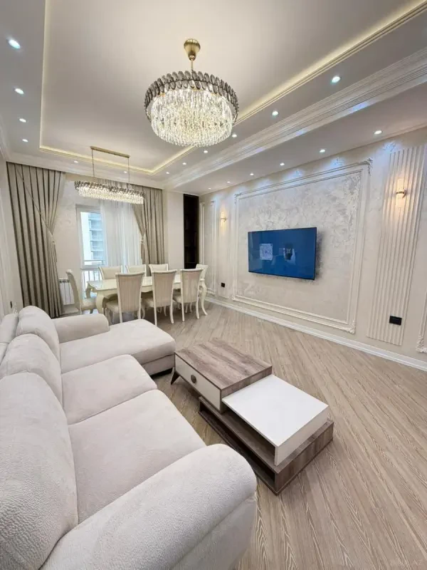 Kirayə verilir 3 otaqlı mənzil 125 m²
