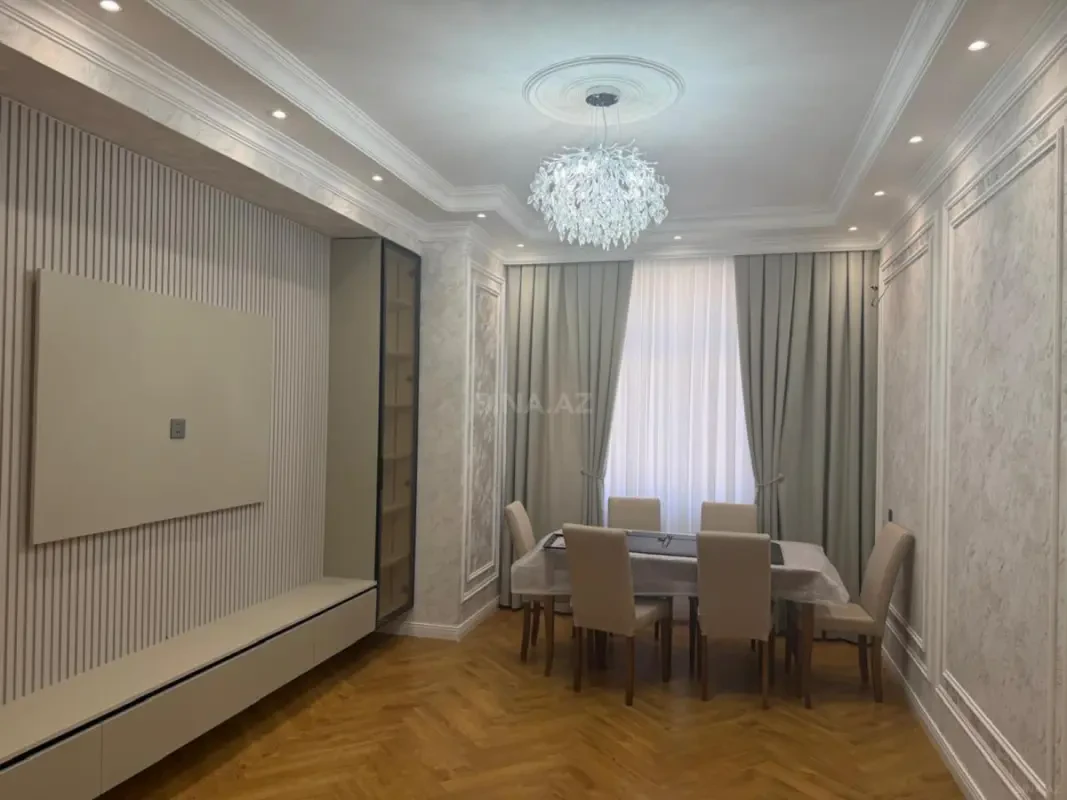 Kirayə verilir 2 otaqlı mənzil 90 m²
