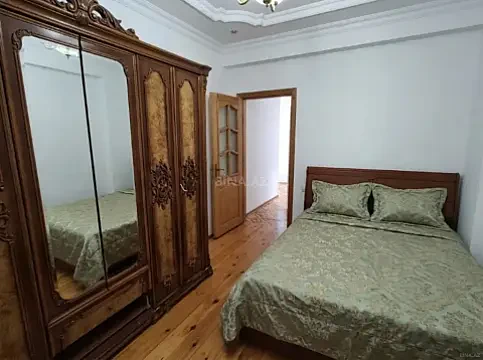 Kirayə verilir 3 otaqlı mənzil 95 m² — Bakı, Həzi Aslanov qəs. 3 otaq 95.00 m²