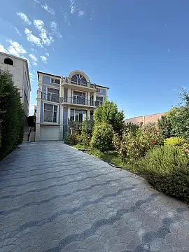 Satılır 7 otaqlı həyət evi 550 m² — Bakı, Badamdar 7 otaq 550.00 m²