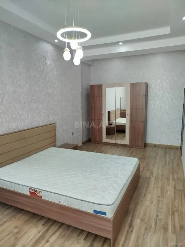 Kirayə verilir 3 otaqlı mənzil 95 m²