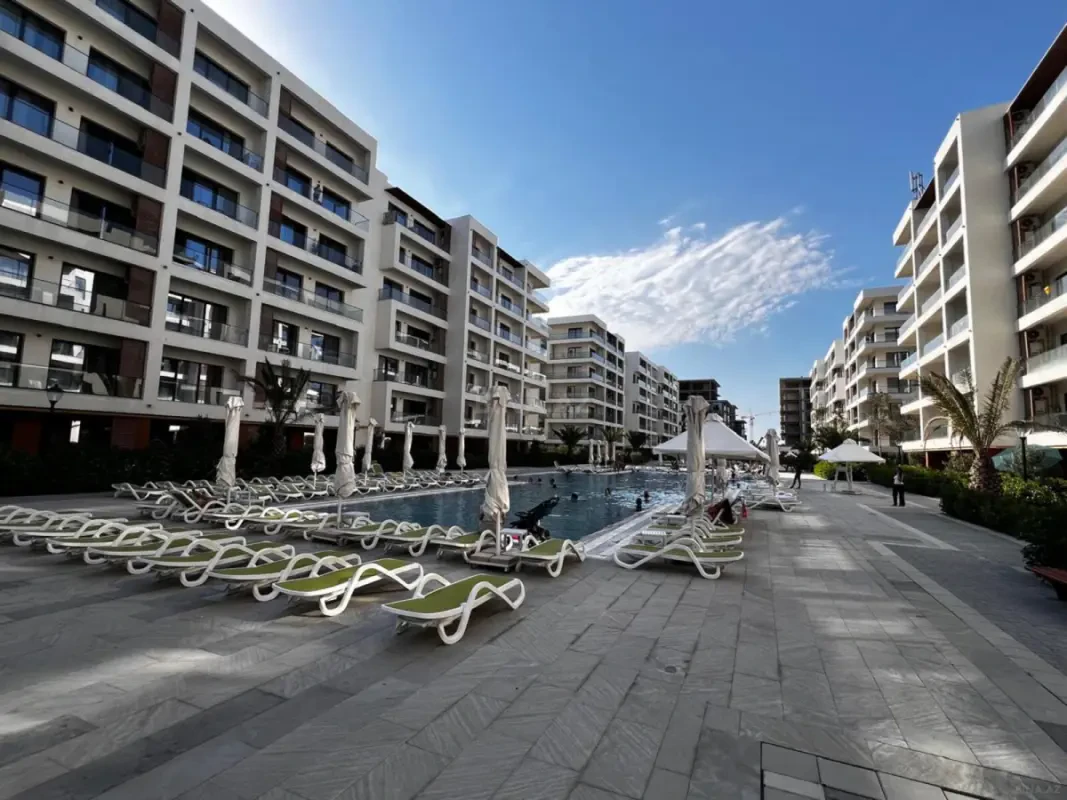 Satılır 1 otaqlı mənzil 58 m²