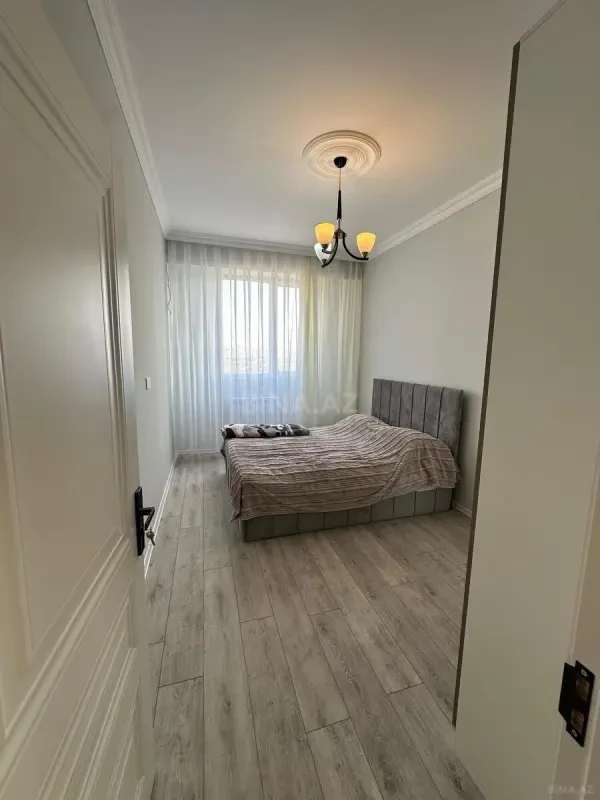 Kirayə verilir 3 otaqlı mənzil 100 m²