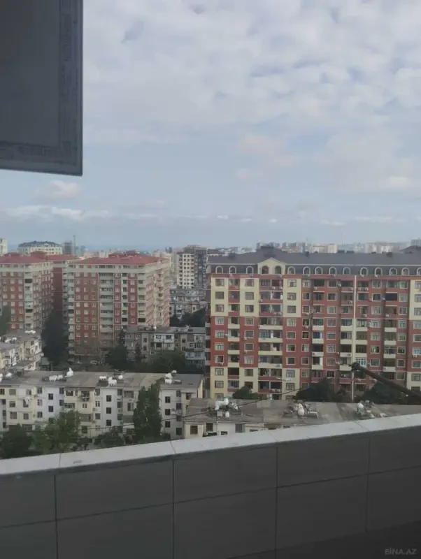 Kirayə verilir 2 otaqlı mənzil 88 m²