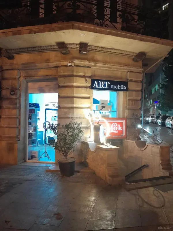 Kirayə verilir obyekt 280 m²