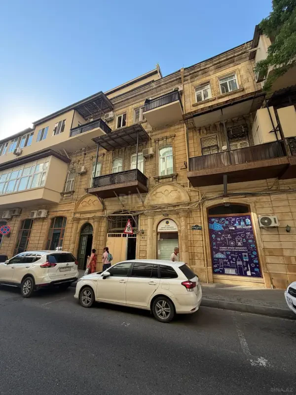 Satılır 3 otaqlı mənzil 90 m²