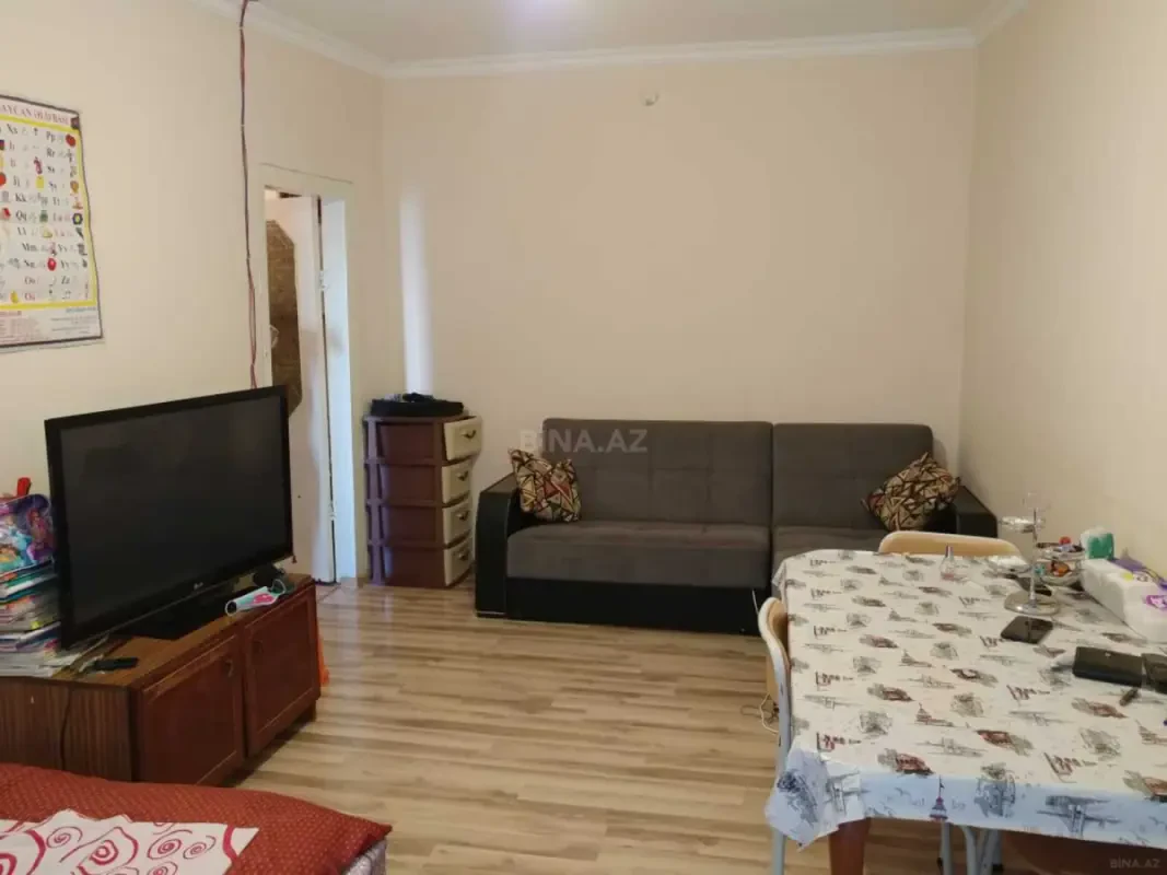 Kirayə verilir 2 otaqlı mənzil 40 m²
