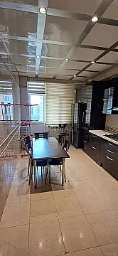 Kirayə verilir 5 otaqlı mənzil 175 m² — Bakı, Nizami 5 otaq 175.00 m²