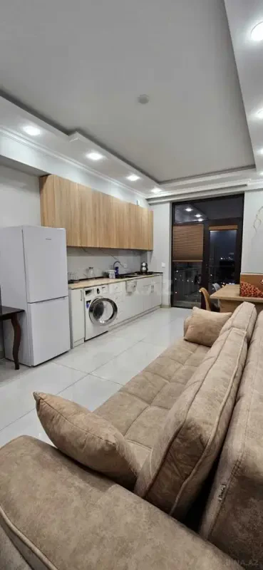 Kirayə verilir 2 otaqlı mənzil 60 m²