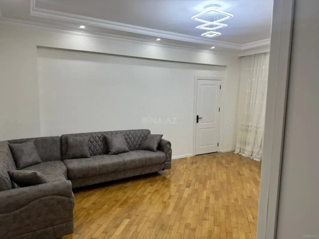 Kirayə verilir 2 otaqlı mənzil 75 m²