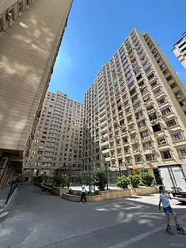 Kirayə verilir 3 otaqlı mənzil 155 m² — Bakı, İnşaatçılar 3 otaq 155.00 m²