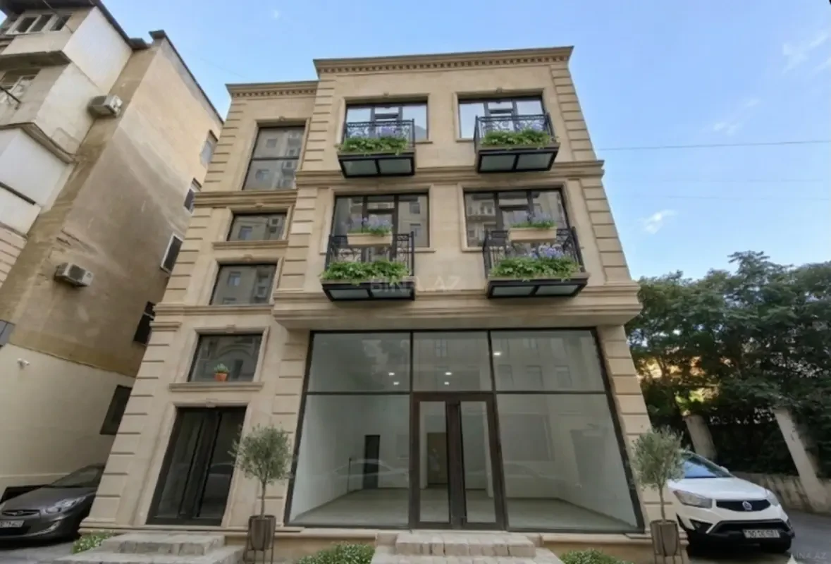 Kirayə verilir obyekt 360 m²