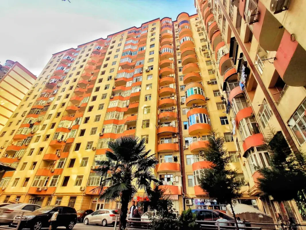 Satılır 3 otaqlı mənzil 100 m²