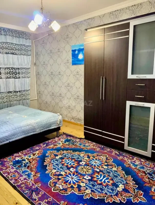 Kirayə verilir 3 otaqlı mənzil 100 m²