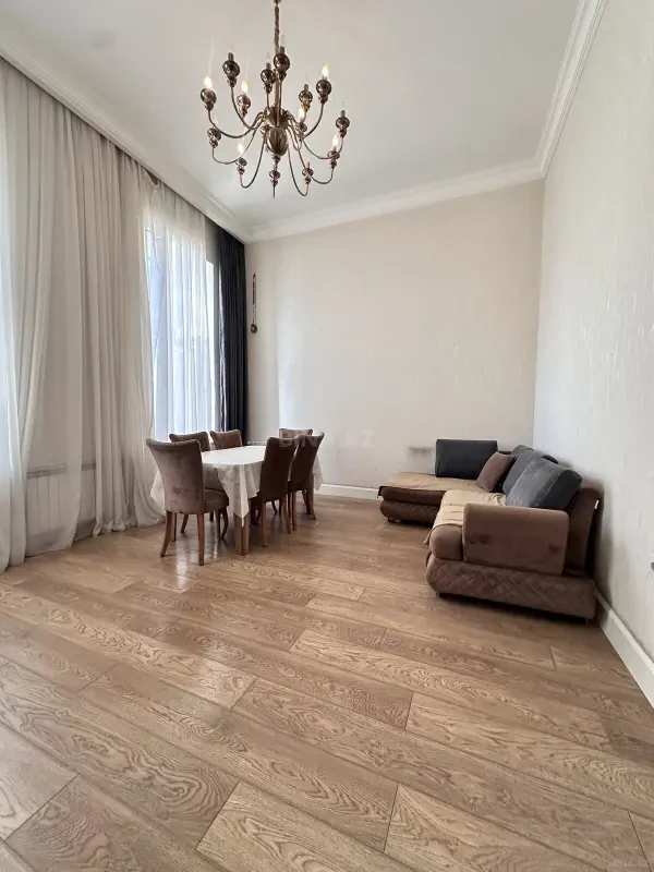 Kirayə verilir 2 otaqlı mənzil 55 m²