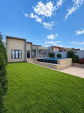 Satılır 4 otaqlı həyət evi 165 m² — Bakı, Mərdəkan 4 otaq 165.00 m²