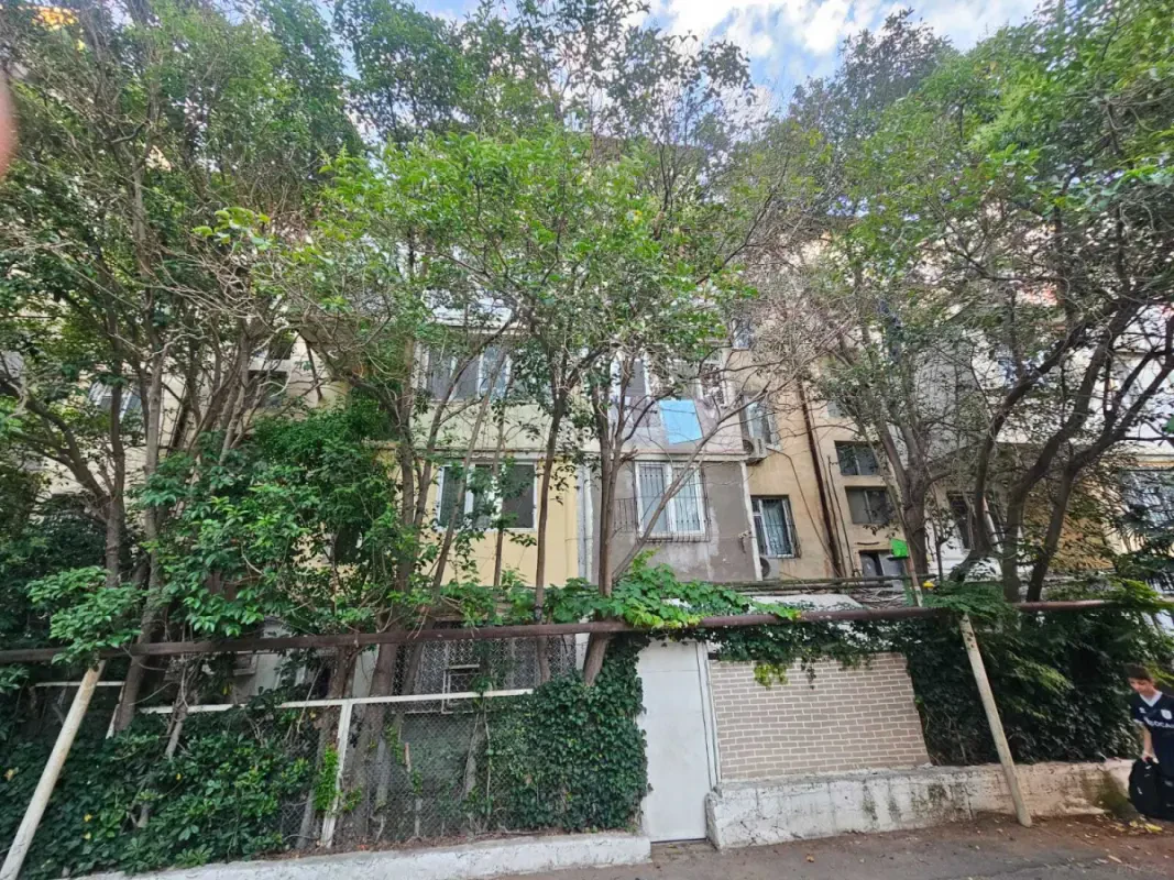 Satılır 1 otaqlı mənzil 52 m²