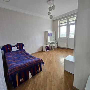 Kirayə verilir 4 otaqlı mənzil 120 m² — Bakı, Xətai 4 otaq 120.00 m²