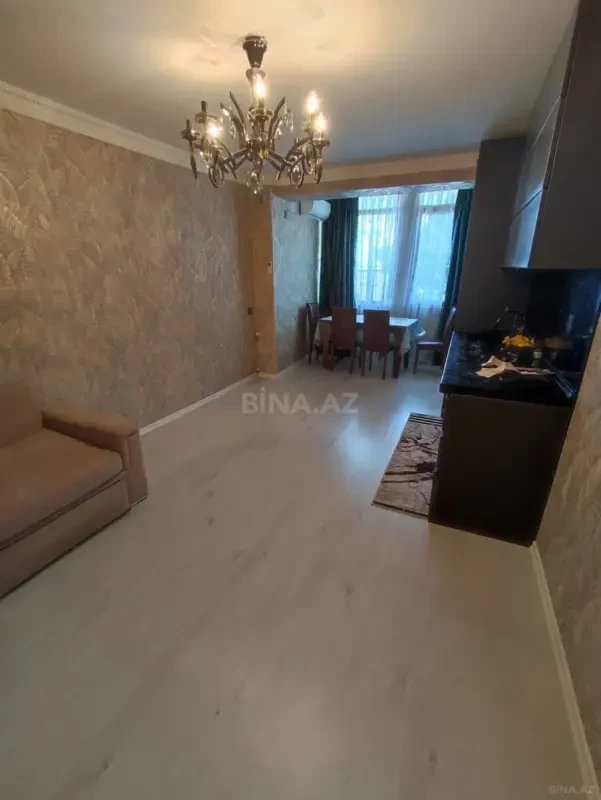 Kirayə verilir 2 otaqlı mənzil 55 m²