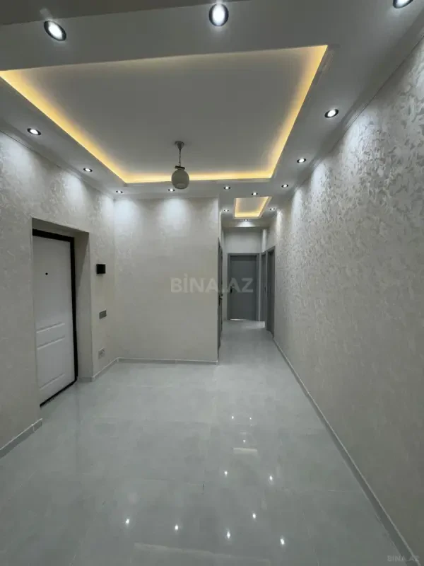 Satılır 3 otaqlı mənzil 105 m²