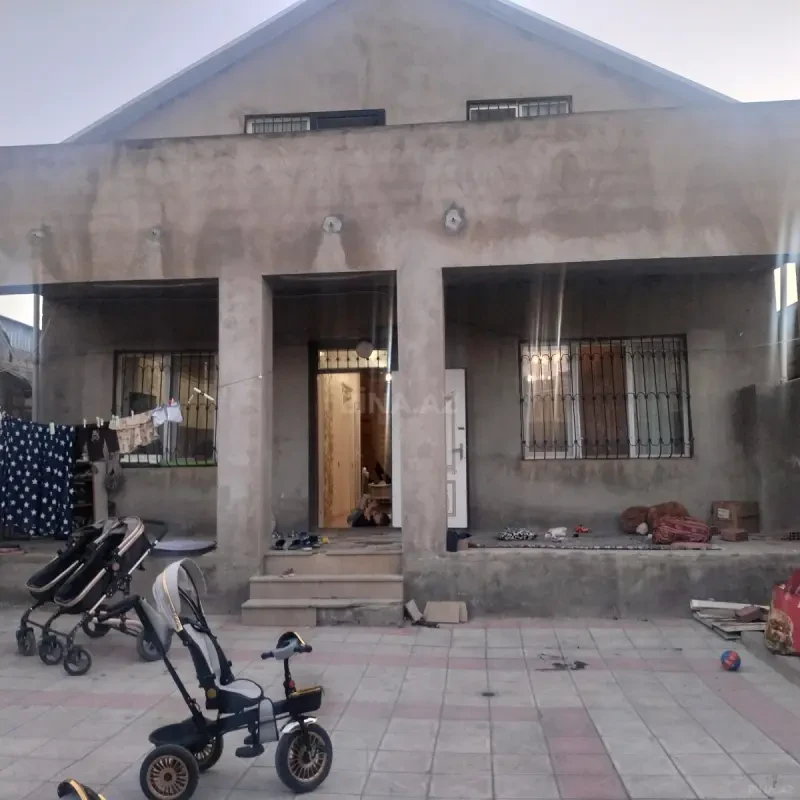 Satılır 4 otaqlı həyət evi 90 m²