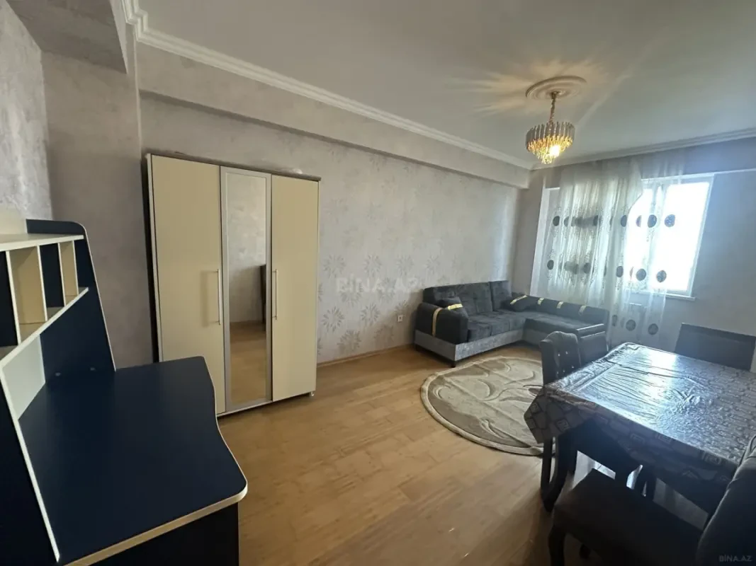 Kirayə verilir 2 otaqlı mənzil 66 m²