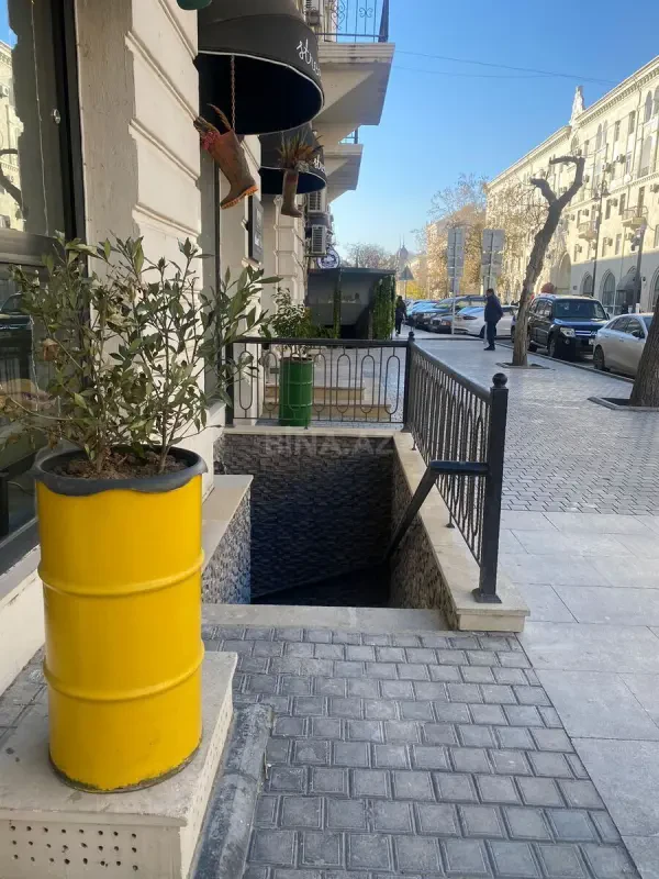 Kirayə verilir obyekt 130 m²