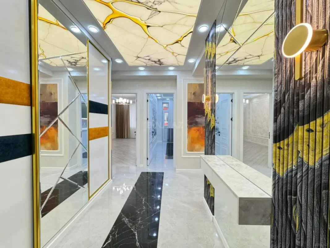 Satılır 3 otaqlı mənzil 95 m²
