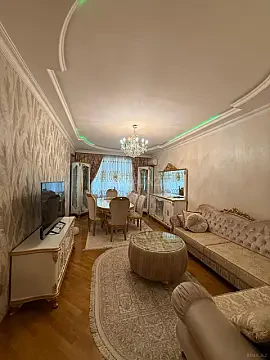 Satılır 4 otaqlı mənzil 148 m² — Bakı, İnşaatçılar 4 otaq 148.00 m²