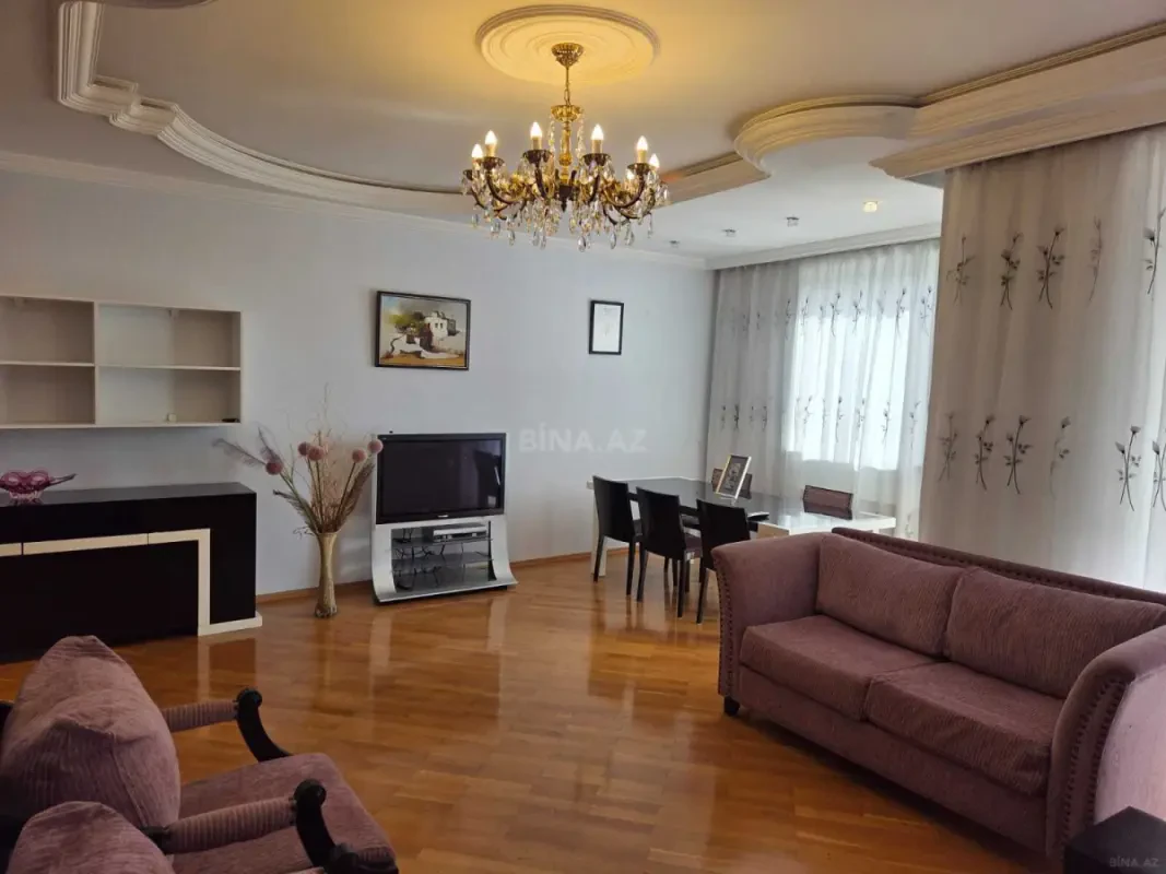 Kirayə verilir 3 otaqlı mənzil 115 m²