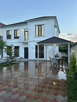 Kirayə verilir 6 otaqlı həyət evi 200 m² — Qəbələ 6 otaq 200.00 m²