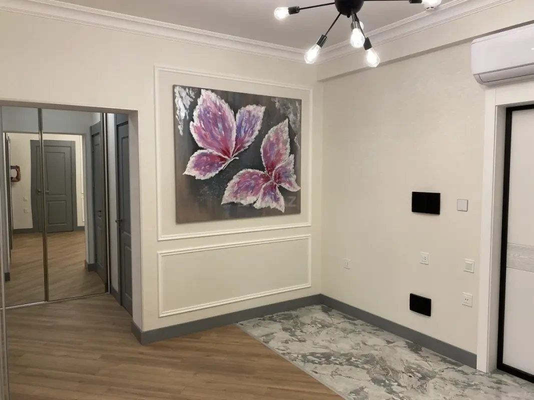 Kirayə verilir 2 otaqlı mənzil 90 m²
