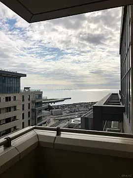 Kirayə verilir 3 otaqlı mənzil 130 m² — Bakı, Səbail 3 otaq 130.00 m²