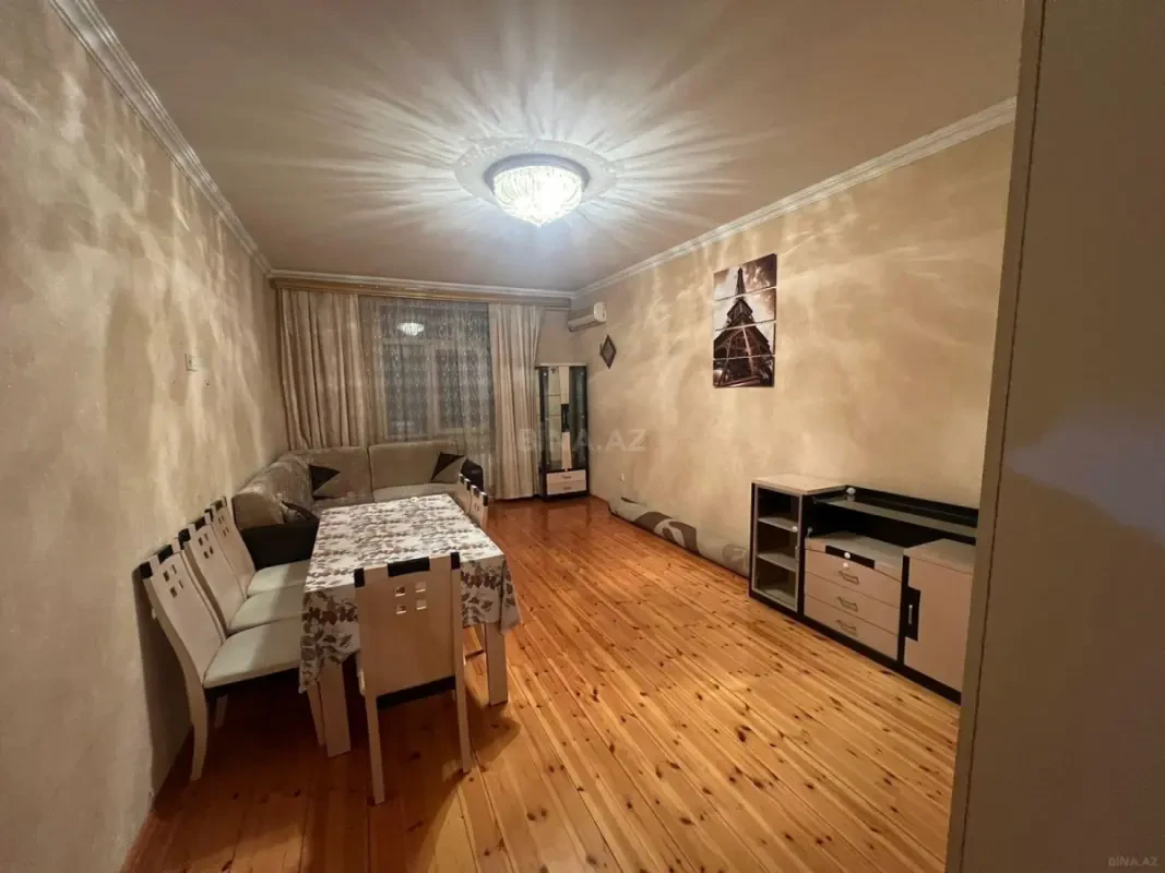 Kirayə verilir 2 otaqlı mənzil 75 m²