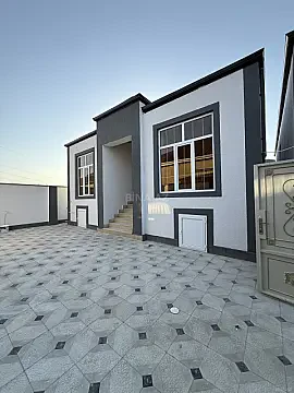 Satılır 4 otaqlı həyət evi 110 m² — Bakı 4 otaq 110.00 m²