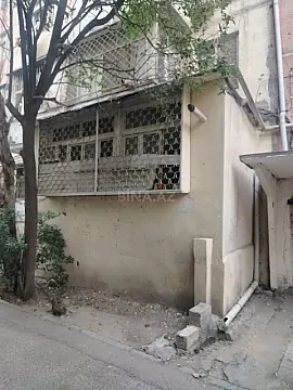Satılır 2 otaqlı mənzil 60 m² — Bakı, Memar Əcəmi yanı 2 otaq 60.00 m²